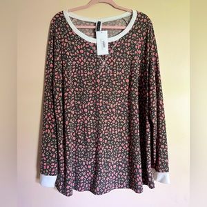 Top by Glitzy girls. NWT. Size 3x.